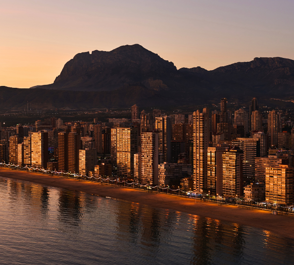 Imagen de Benidorm, destino del que te asesoramos sobre las Ayudas de Turisme de la Comunitat Valenciana 2026