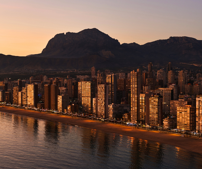 Imagen de Benidorm, destino del que te asesoramos sobre las Ayudas de Turisme de la Comunitat Valenciana 2026